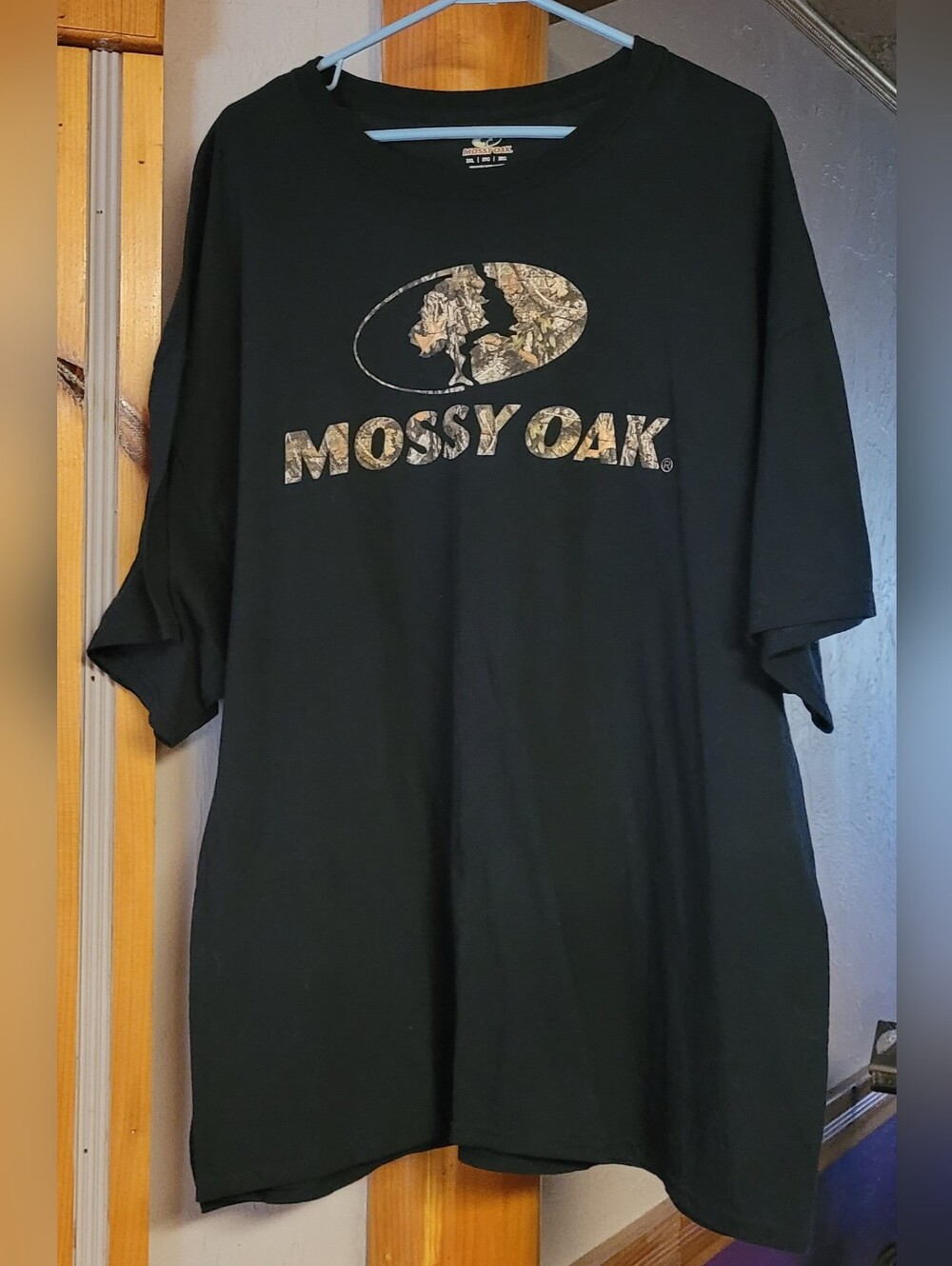 Mossy Oak Black T‑Shirt with Camo Logo